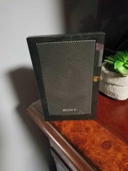 Sony sound system, with 4 speakers, center and sub