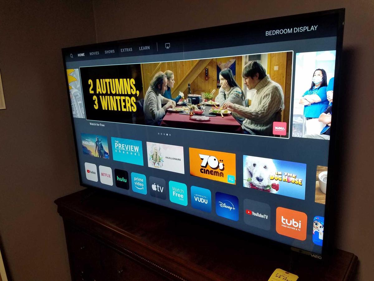 Vizio 65" smart tv about 2 years old