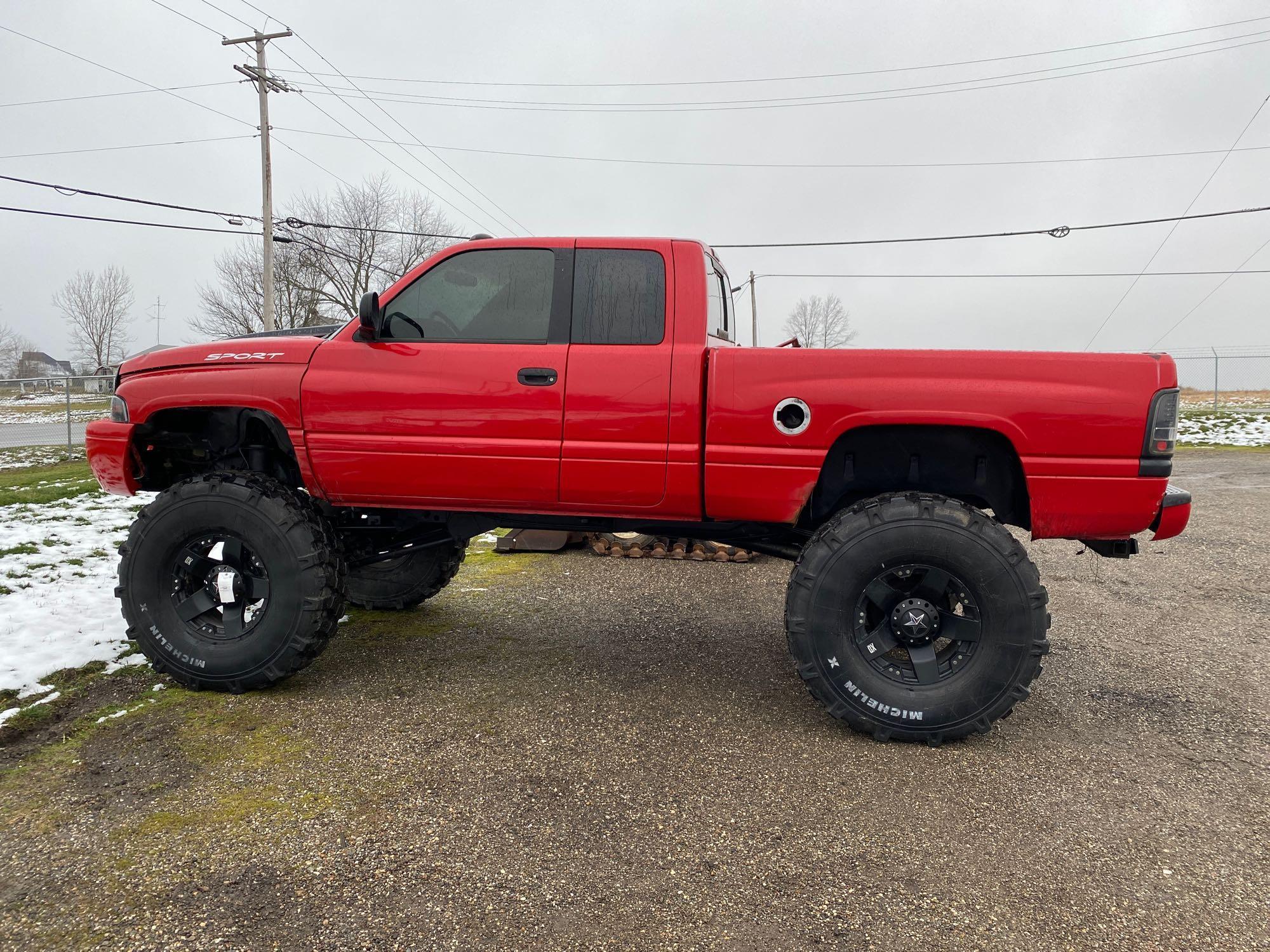 1999 Dodge Ram 1500 4x4 Lifted 142,558 miles