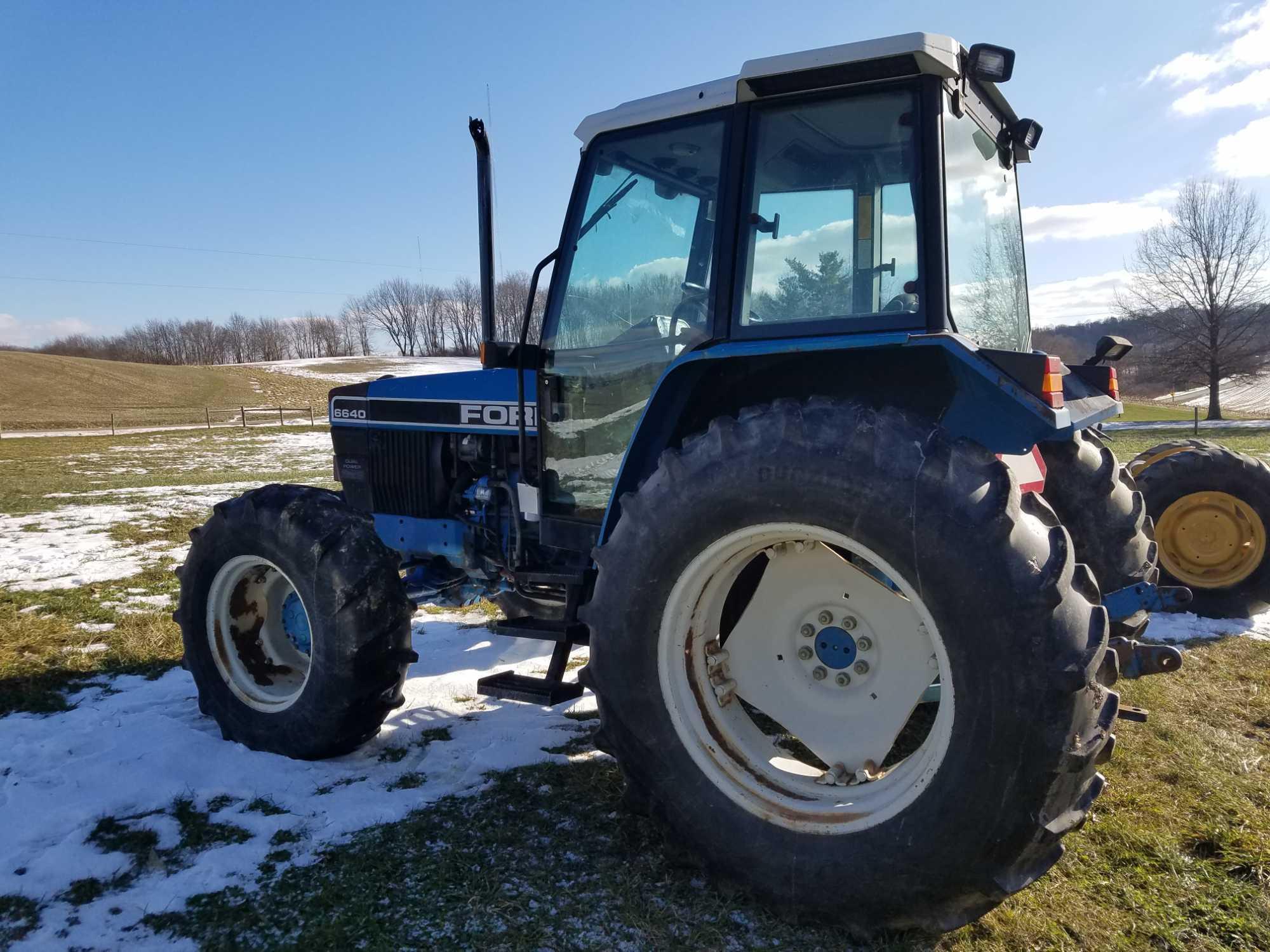 Ford 6640 tractor, cab, diesel, 4WD, 3 remote