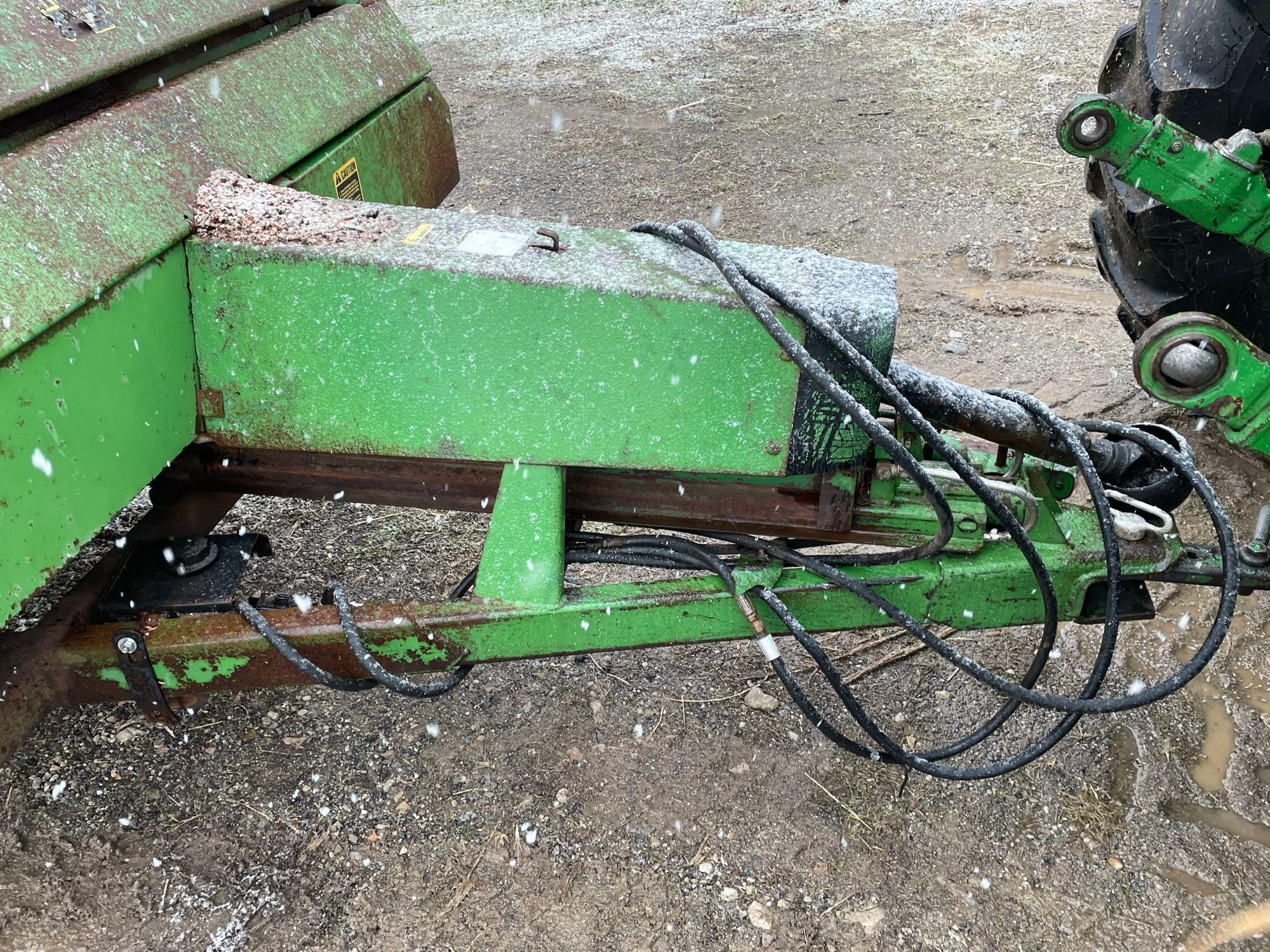 JOHN DEERE 450 HYDRA-PUSH MANURE SPREADER