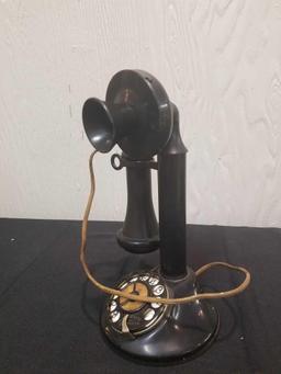 Automatic electric candlestick phone