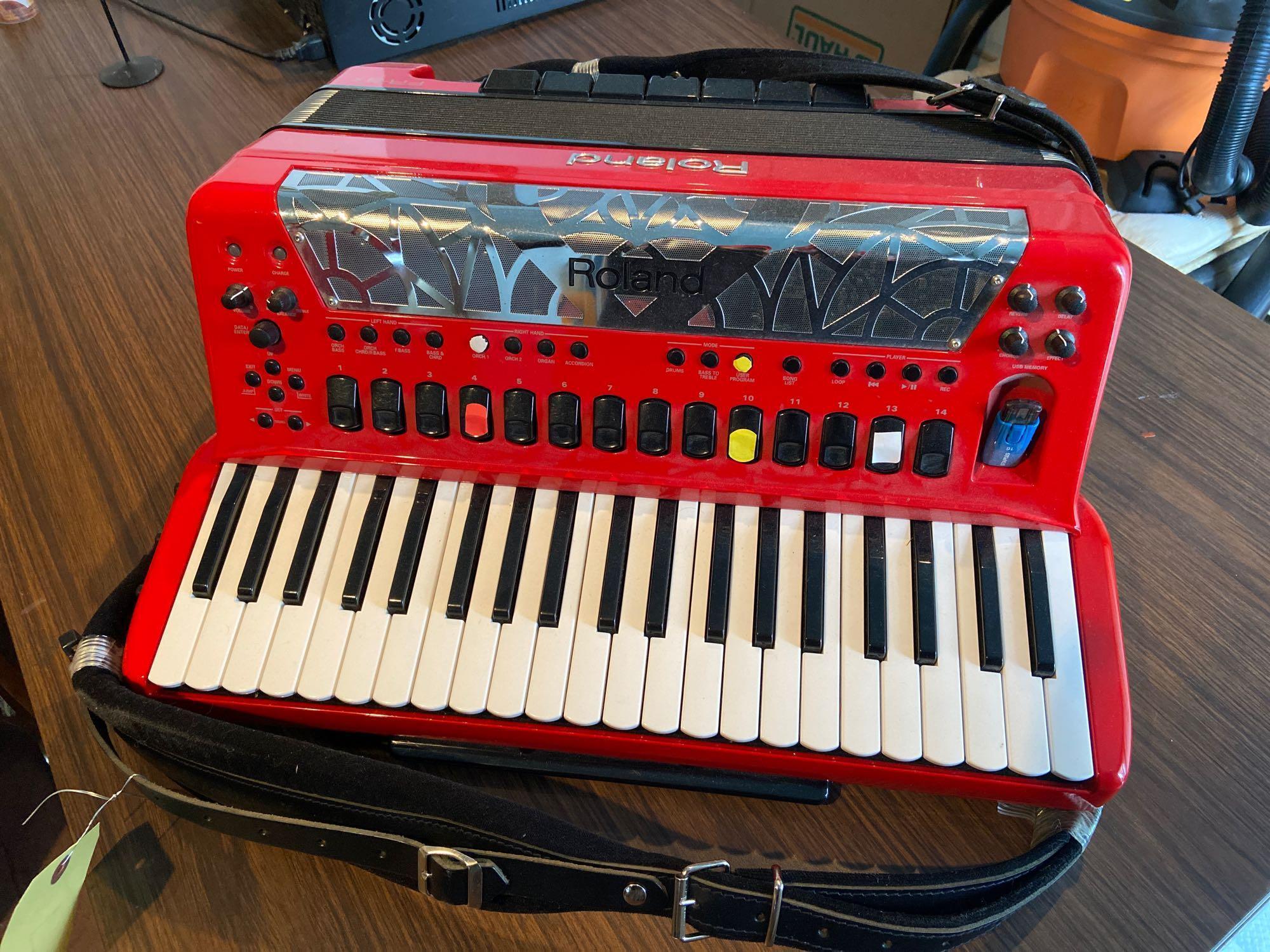 Roland FR-8X Accordion