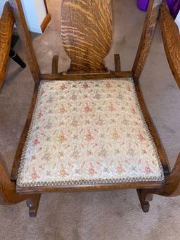 Antique Oak padded rocker