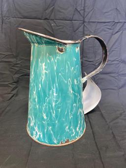 Graniteware pitcher - 10.5inch