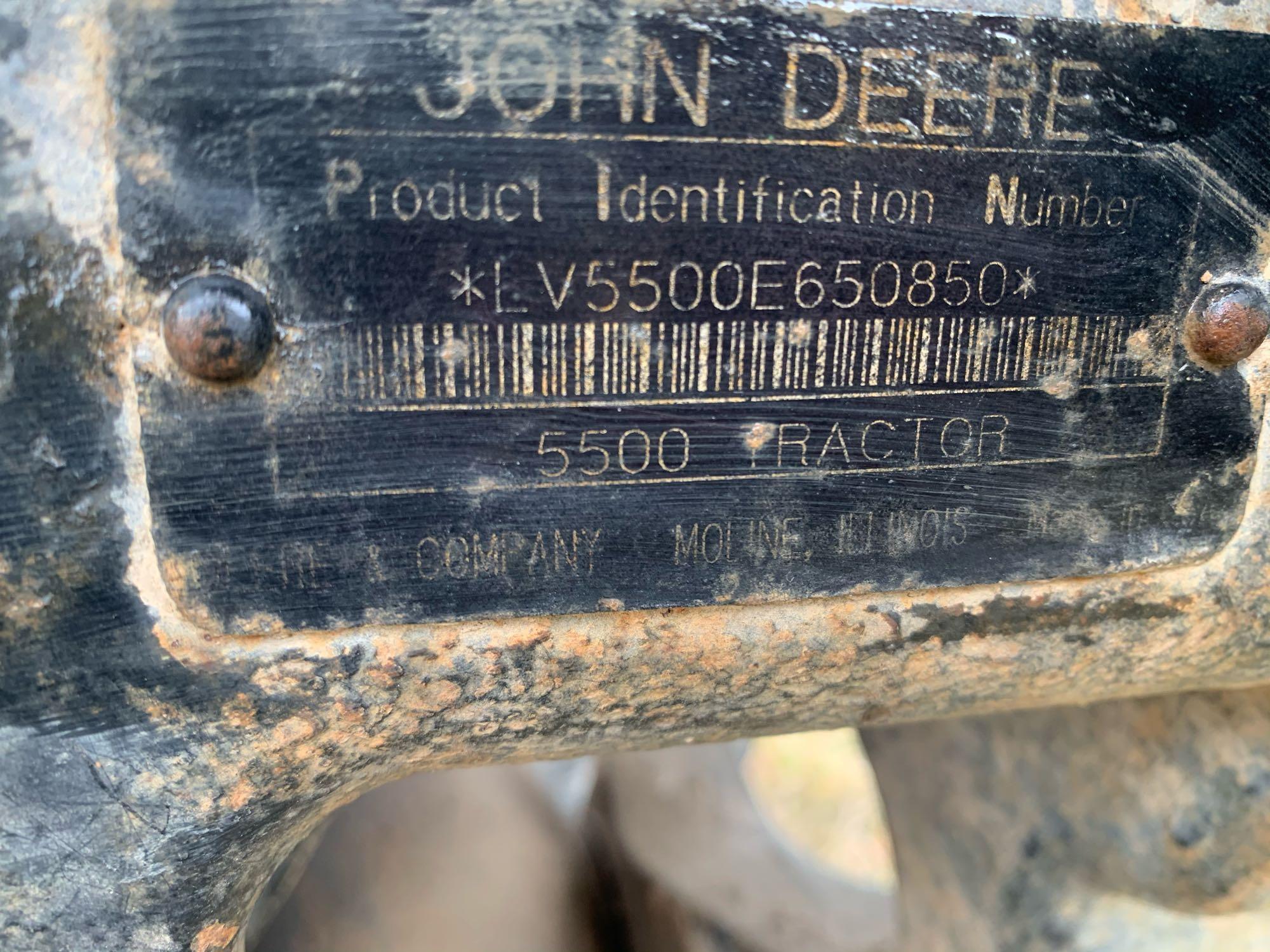 John Deere 5500