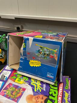 Teenage Mutant Ninja Turtles Turtlecopter TMNT, Magic Paints, Stickers, Board Game and Parts