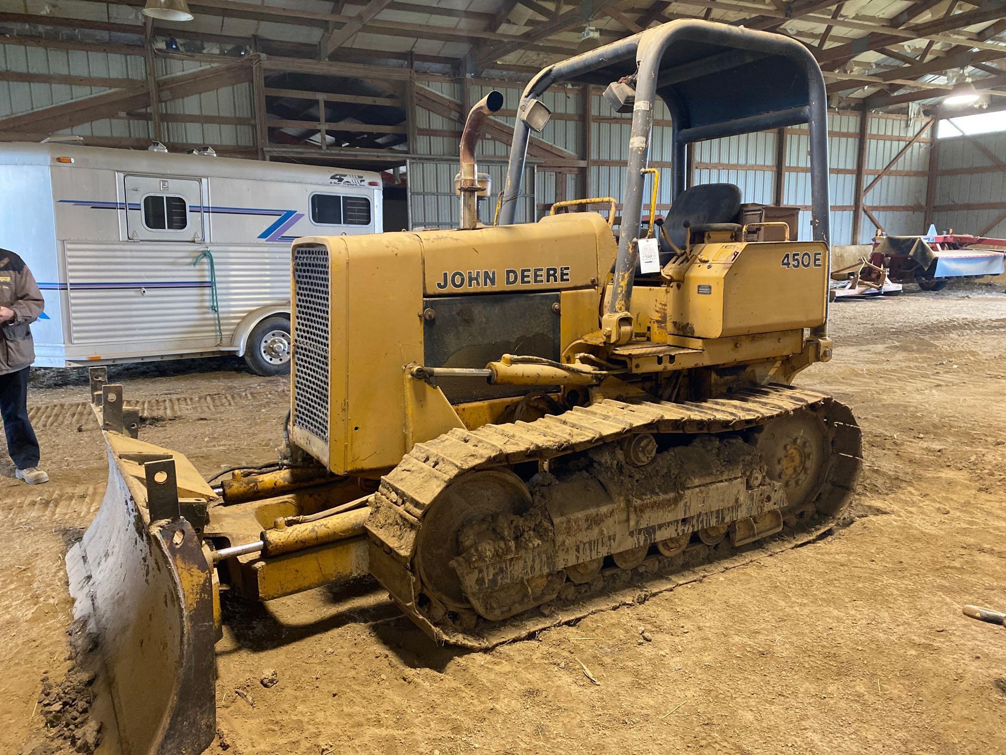 John Deere 450E dozer