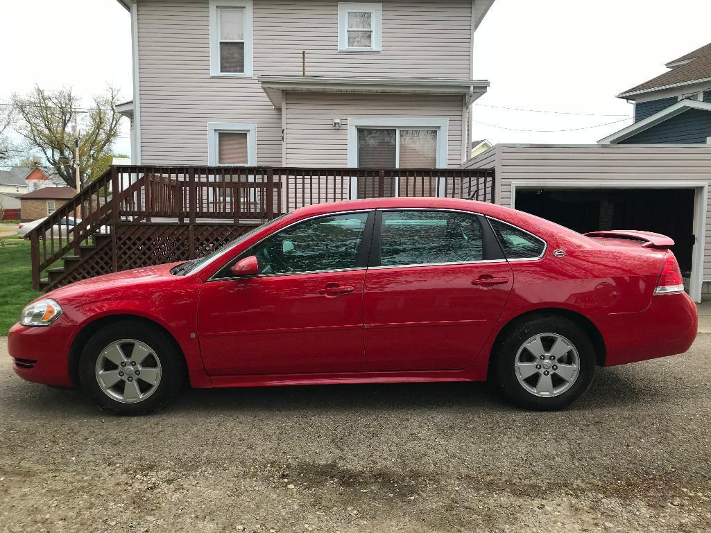 2009 Chevy Impala LT, 3.5L 6cyc engine, auto trans., sun roof, leather heated seats, Only 25,847mi