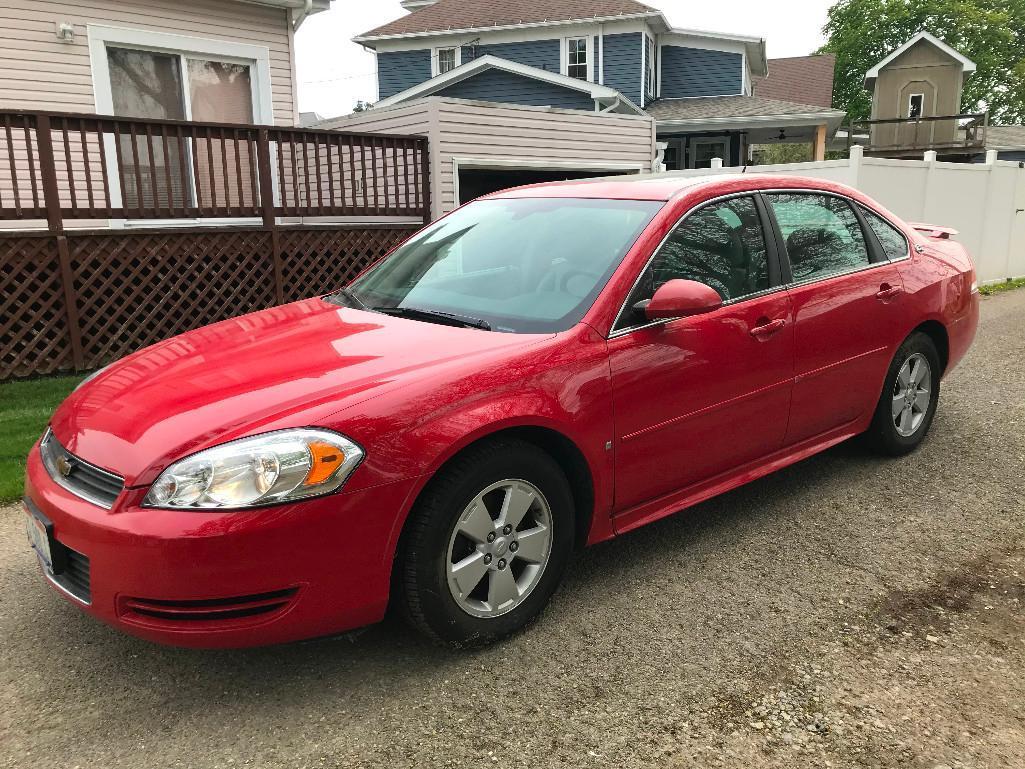 2009 Chevy Impala LT, 3.5L 6cyc engine, auto trans., sun roof, leather heated seats, Only 25,847mi