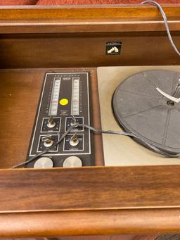 Victrola record player