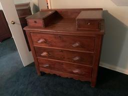 Victorian three-drawer Dresser