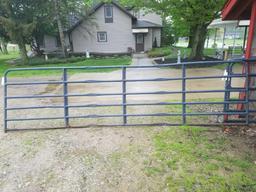 Grey 15.6ft gate