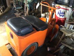 Cushman style electric cart.