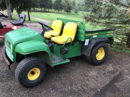 John Deere Turf Gator. 4x2.