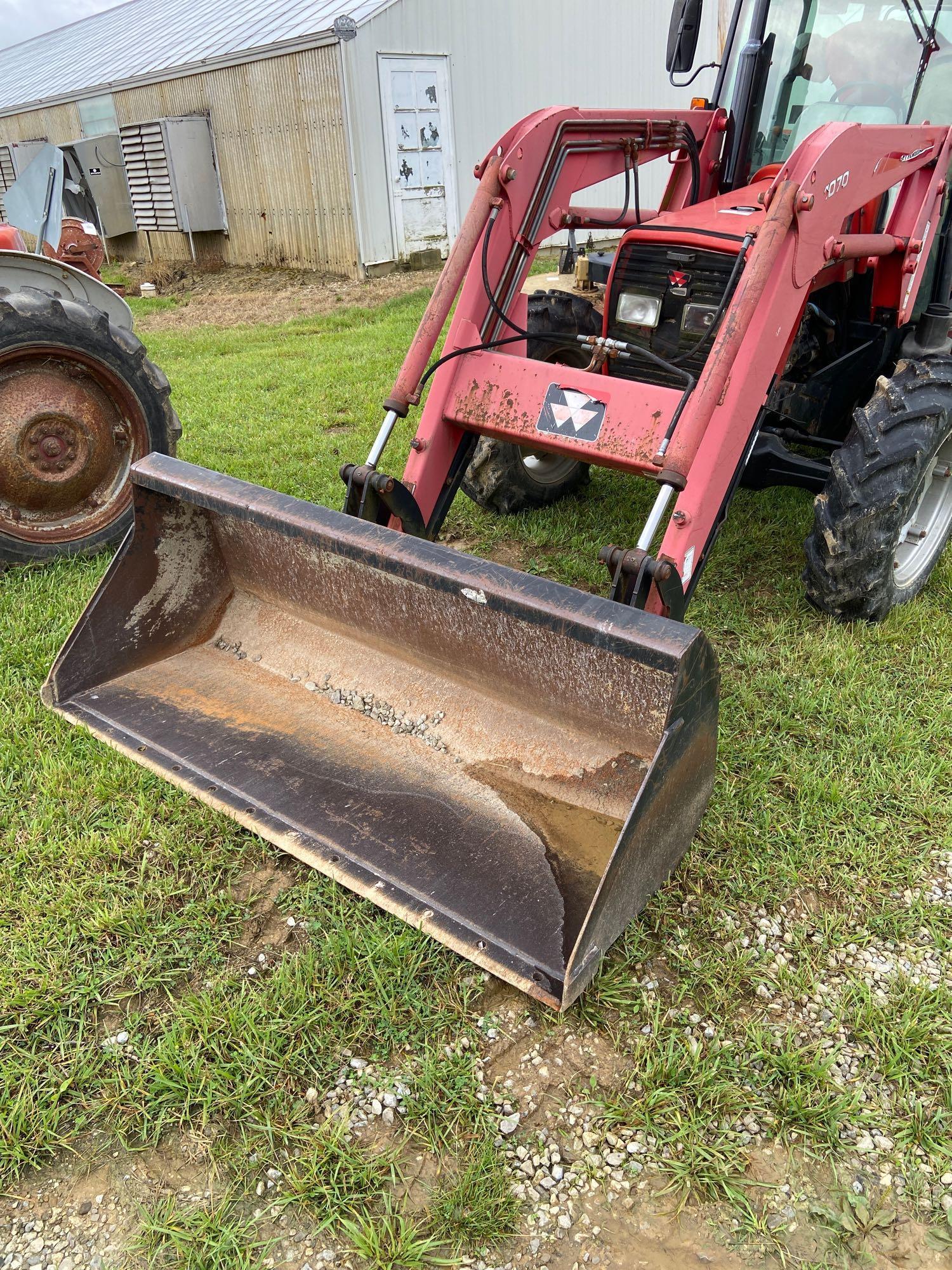 Massey Ferguson 471 Cab Tractor