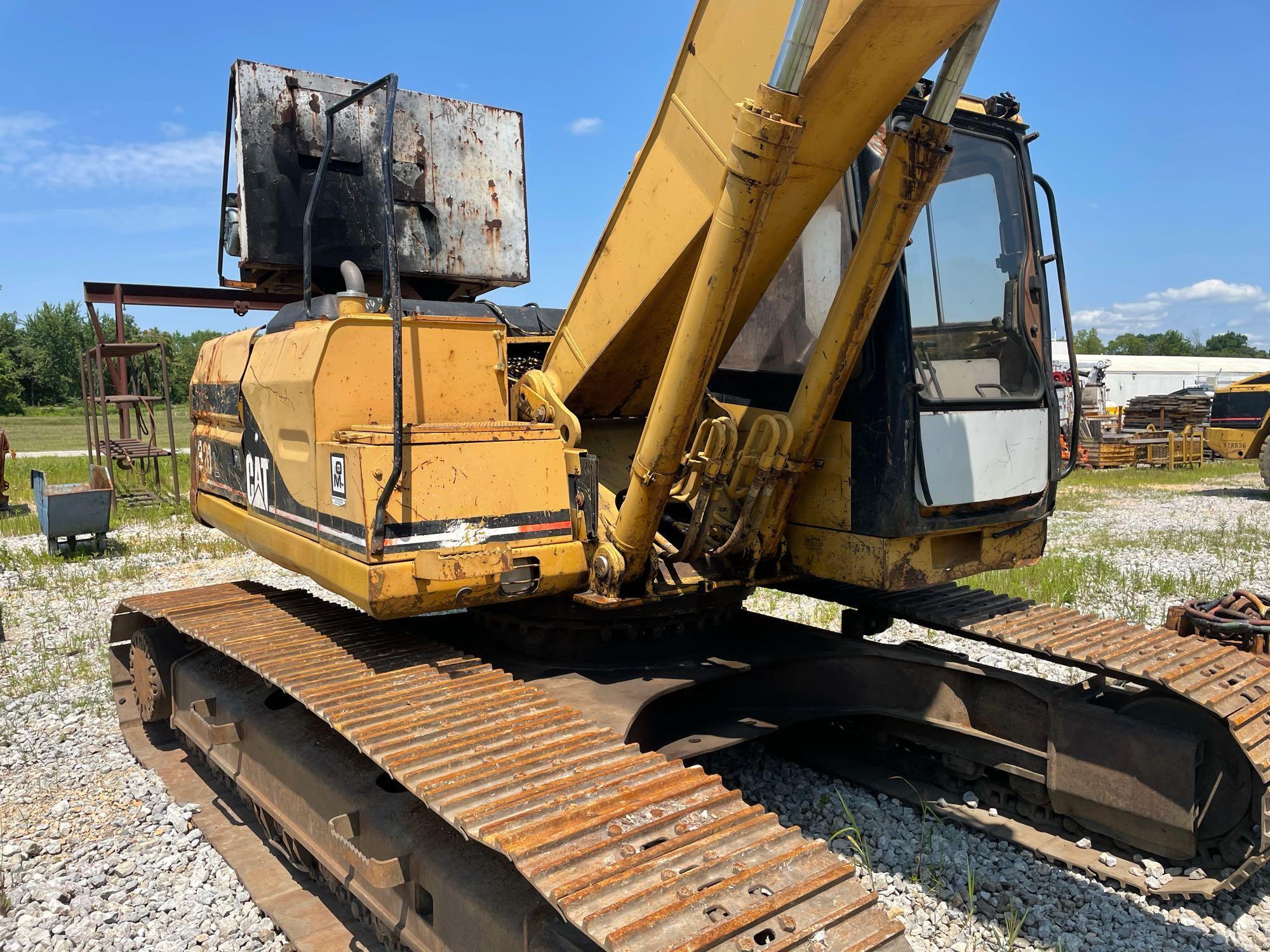 CATERPILLAR 320L EXCAVATOR WITH GRAPPLE AND MAGNET