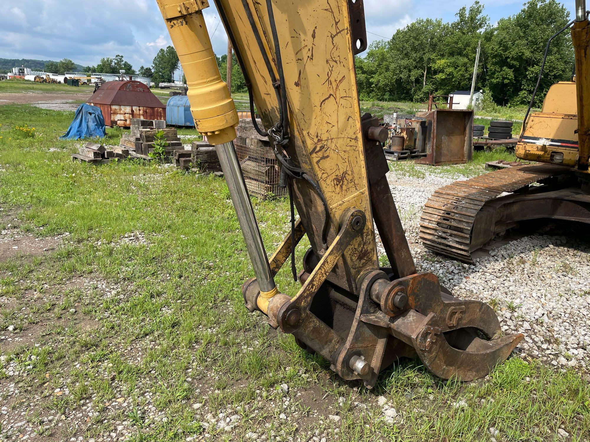 CATERPILLAR 320L EXCAVATOR WITH GRAPPLE AND MAGNET