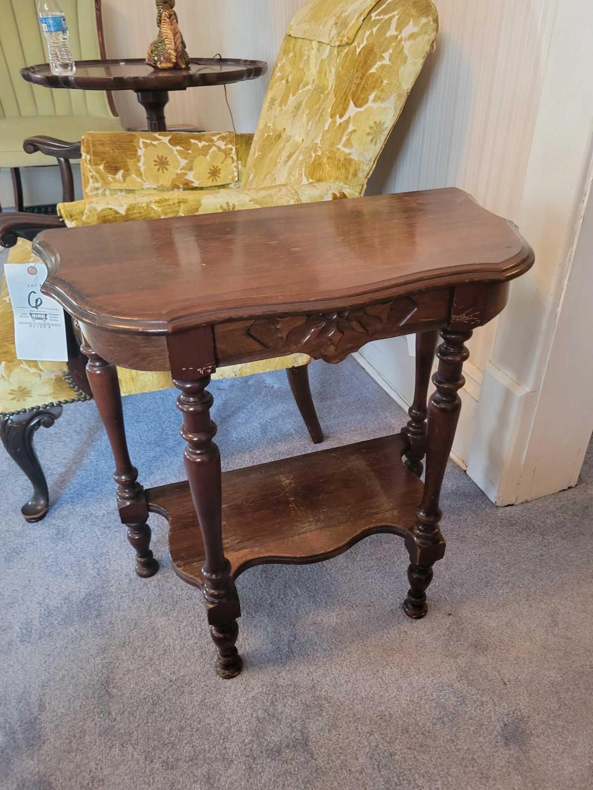 Small wall foyer table