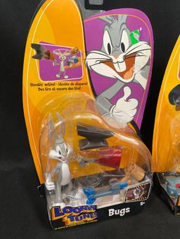 Looney Toons Figures MOC, Bugs, Daffy, Tweety, & Porky Pig, Elmer Fud