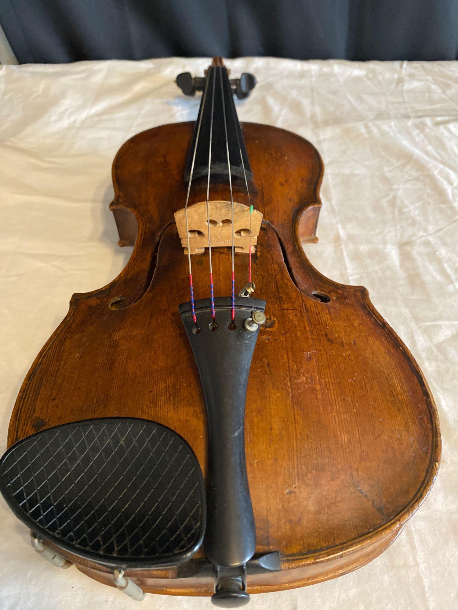 Antique violin made in Mittenwald Germany.