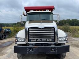 2009-MACK GRANITE DUMP TRUCK