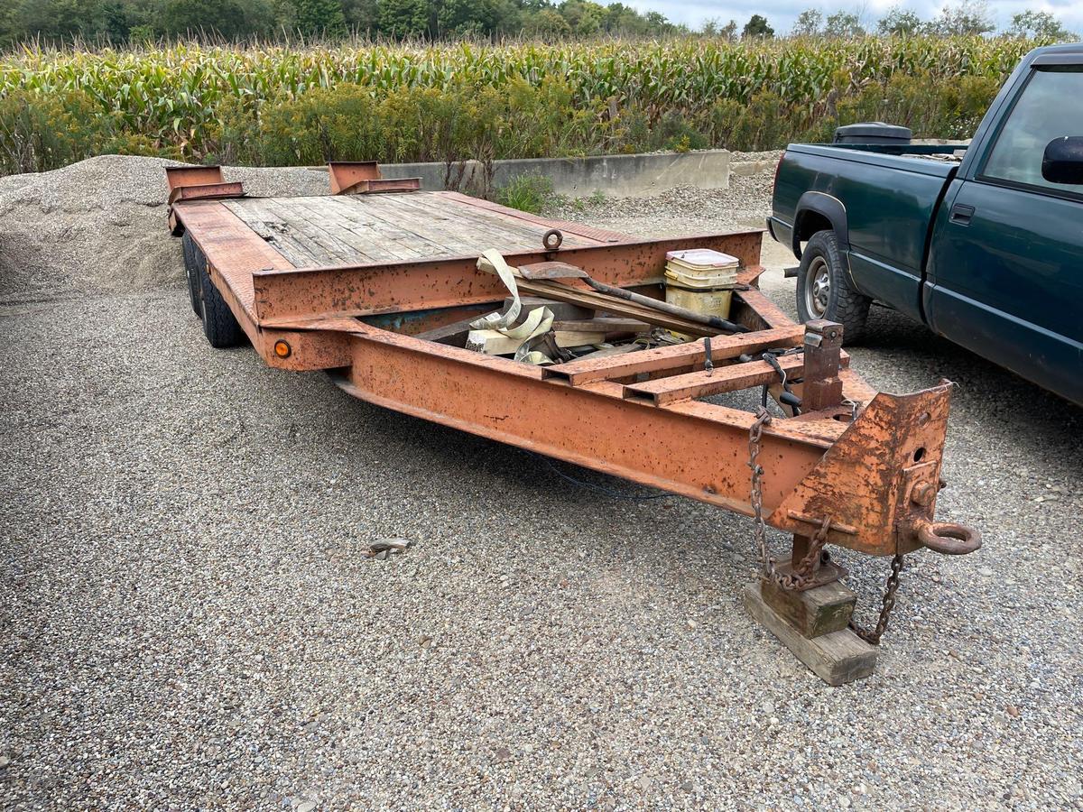 1973 General tandem axle trailer