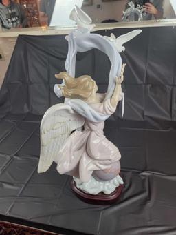 Lladro No. 696 Approx. 24.5in Tall