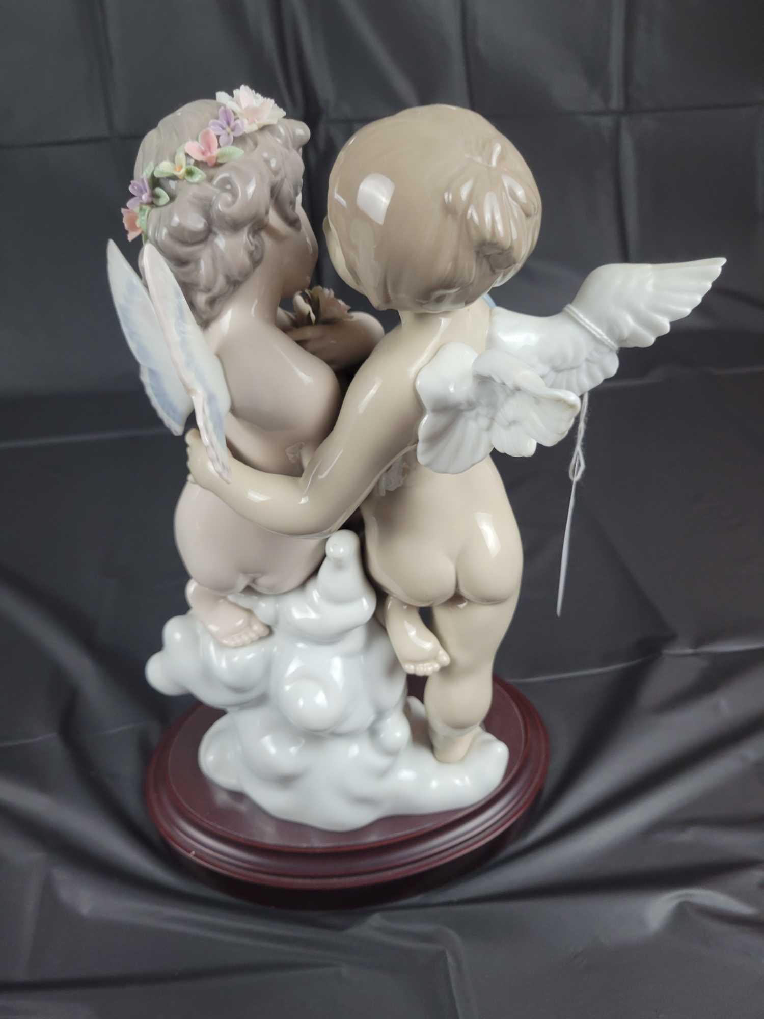 Lladro Heaven and Earth L.E.B. No. 510 245 Approx. 12.2in T