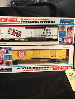 Lionel Cars, Good 'N Plenty Reefer, Arm and Hammer Billboard Reefer, Hills Bros. Reefer