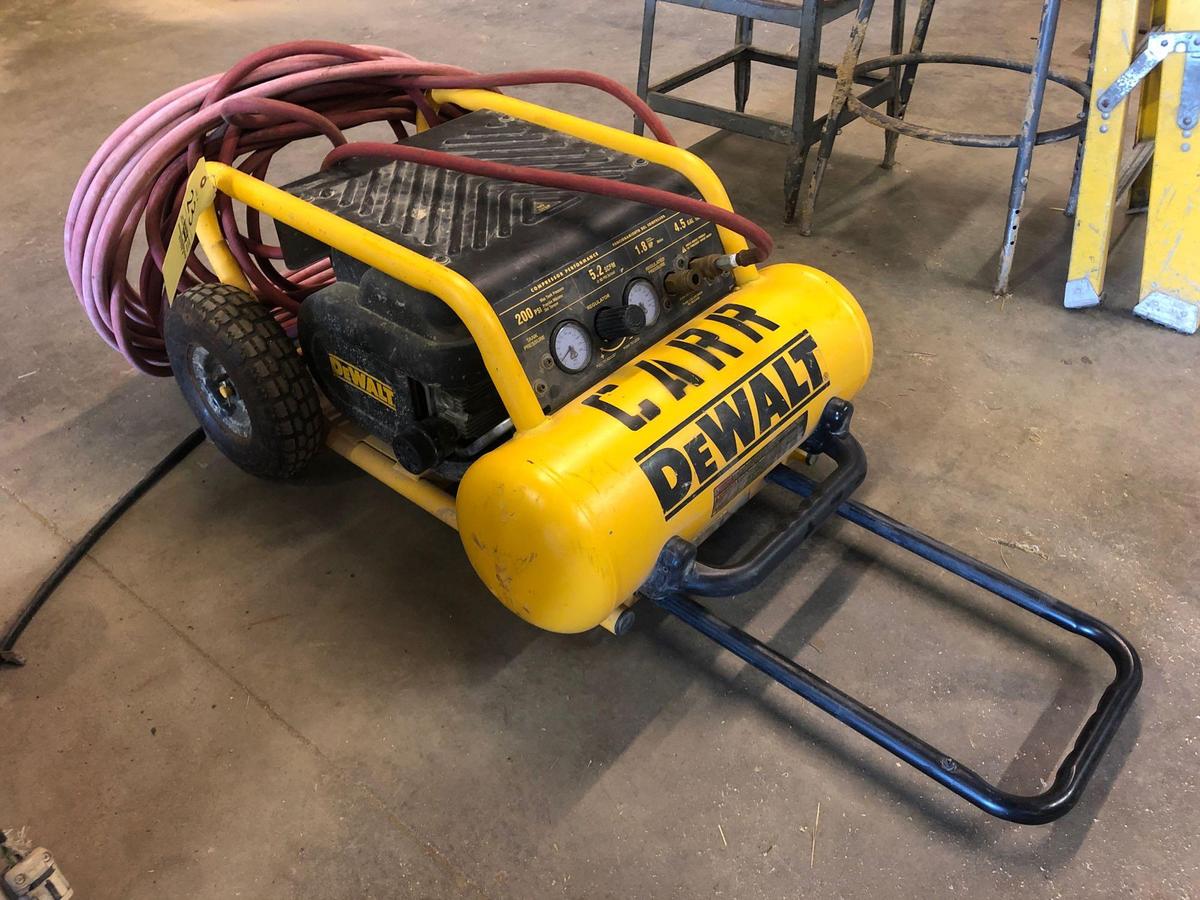 Dewalt portable air compressor