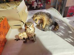 2 Goebel Animal Figurines & 2 Goebel Plates