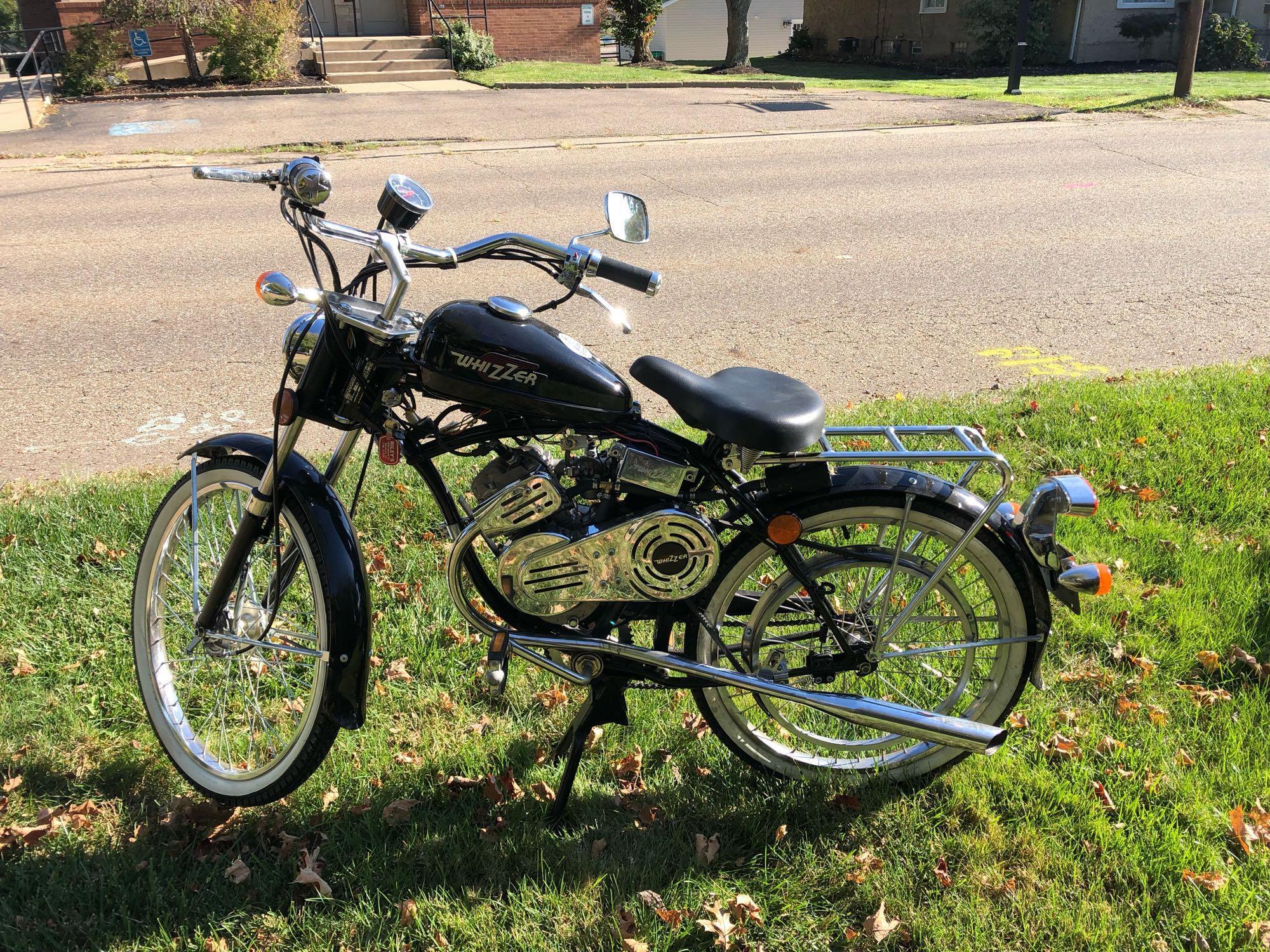 1999 Whizzer motor bike