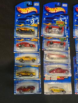 (20) Hot Wheels