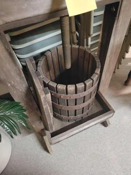 Early wine press with accessories