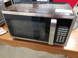 Hamilton Beach microwave oven