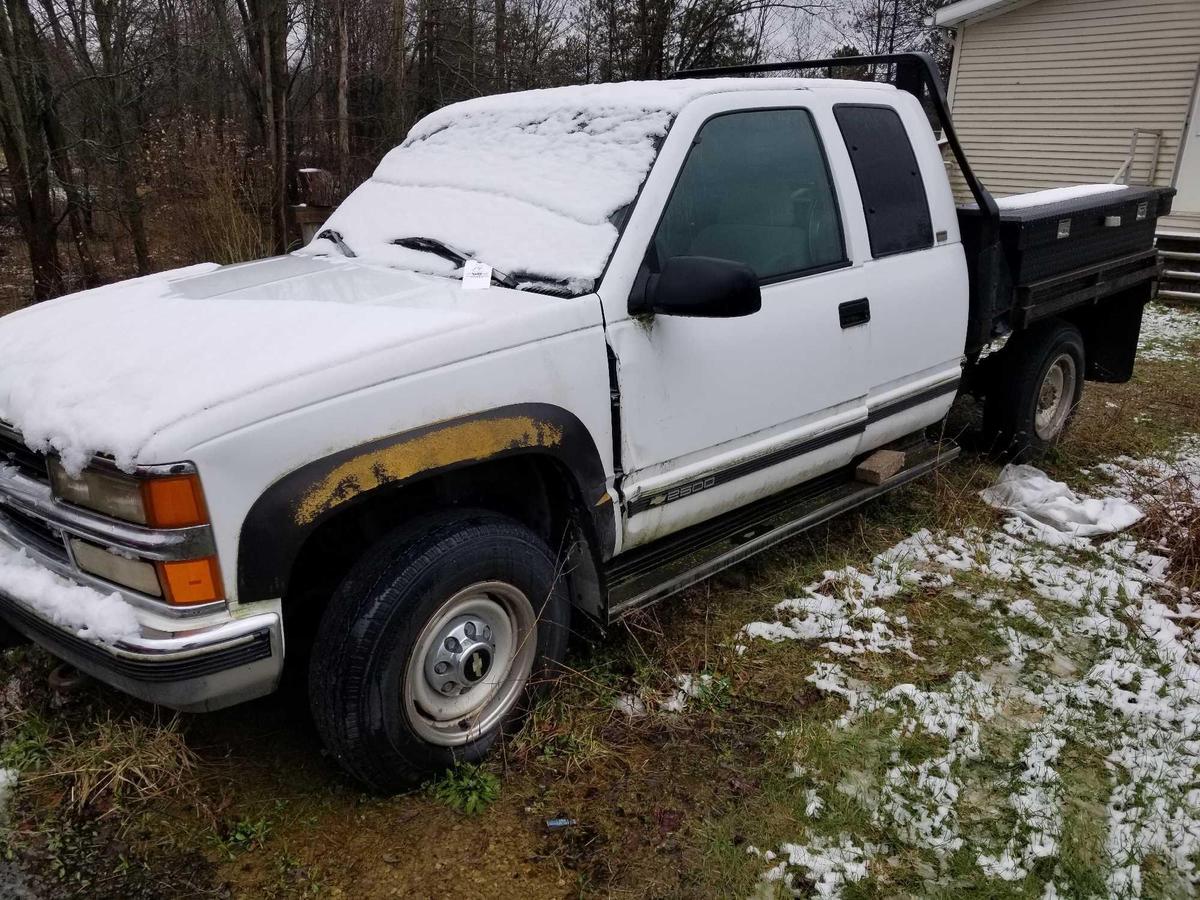 1996 Chevy 2500 pickup, 197,852 miles, standard shift, not running