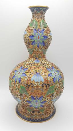 Very fine vintage Chinese cloisonne enamel bottle vase