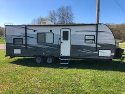 2020 Primetime Avenger 26' Pull-behind Camper