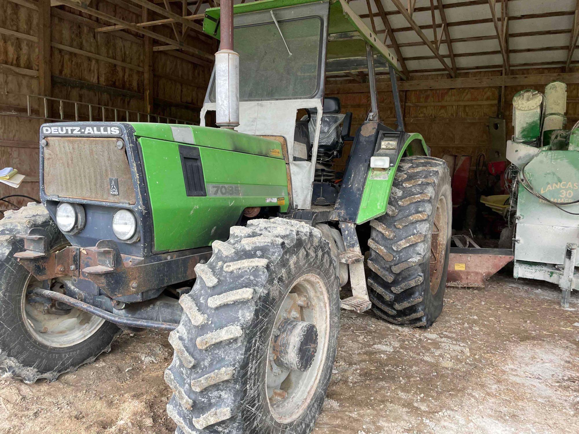 Deutz Allis 7085 tractor