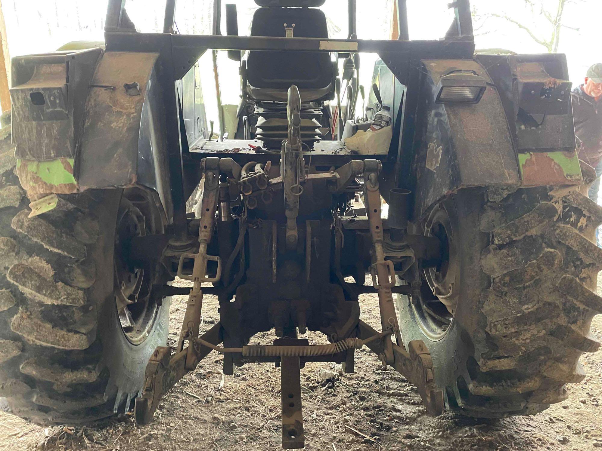 Deutz Allis 7085 tractor