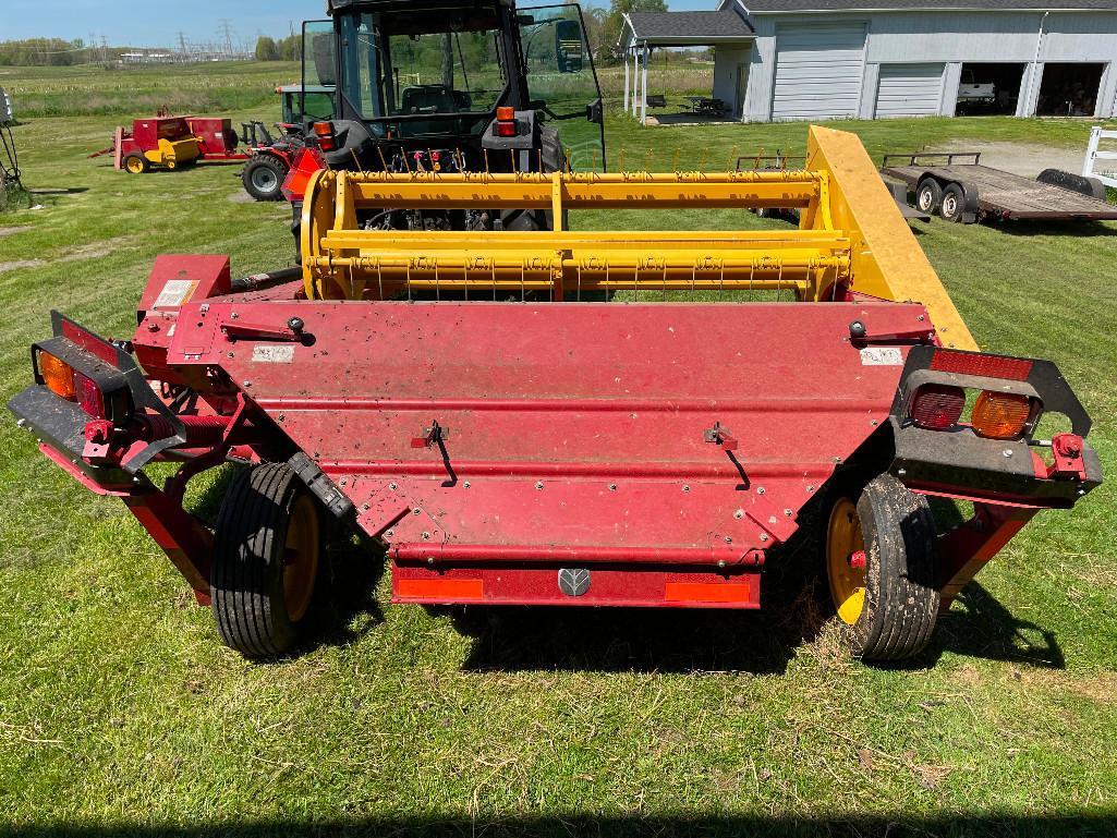 New Holland 472 haybine