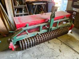 3pt Brillion SSP-604 sure-stand seeder