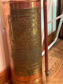 Underwriters Laboratories 2 1/2 gal copper fire extinguisher