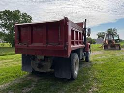 1986 Ford 9000 Diesel Dump Truck.