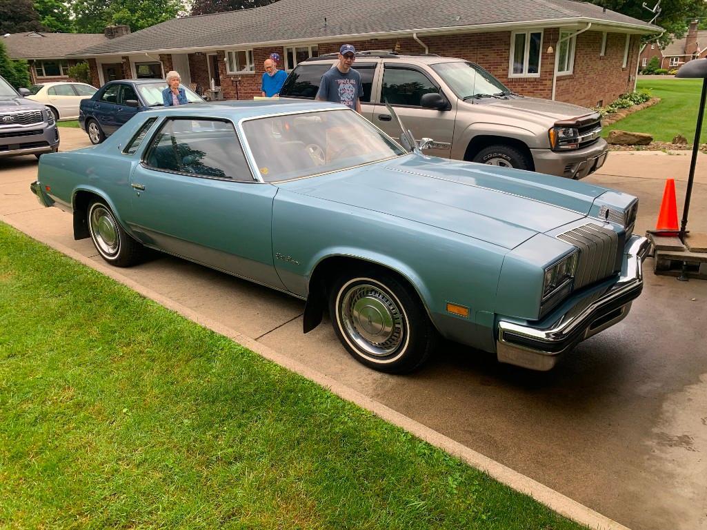 1976 Olds Cutlass Supreme 2 door