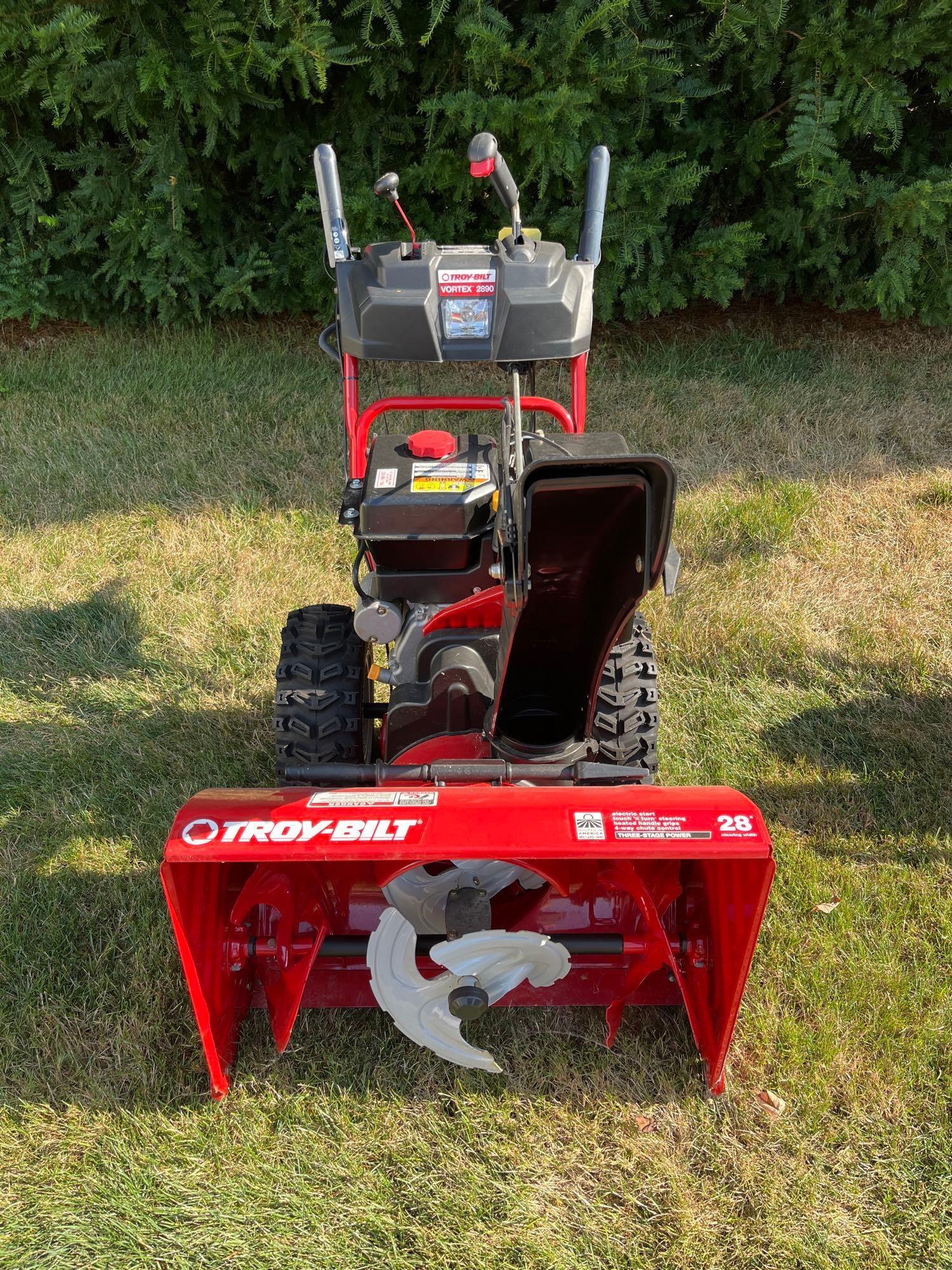 Troy Bilt Vortex 2890 Self Propelled Snowblower 28in with Electric Start