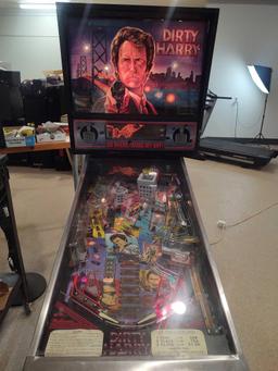 Dirty Harry Pinball Machine