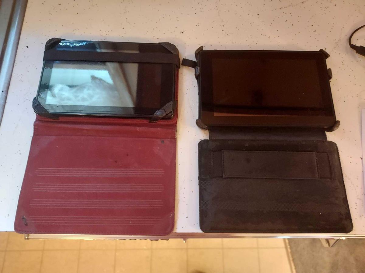 2 Amazon Kindles with Cases & Chargers