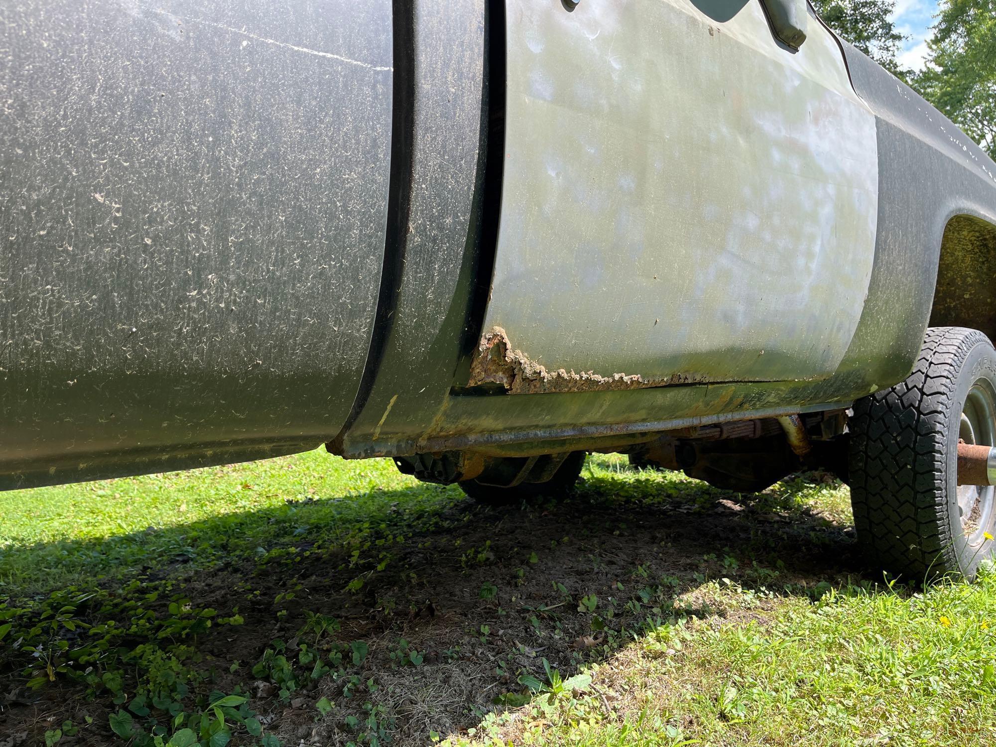 1985 CHEVY C20 CUSTOM DELUX-4x4 TRUCK WITH BOSS POWER Vxt PLOW